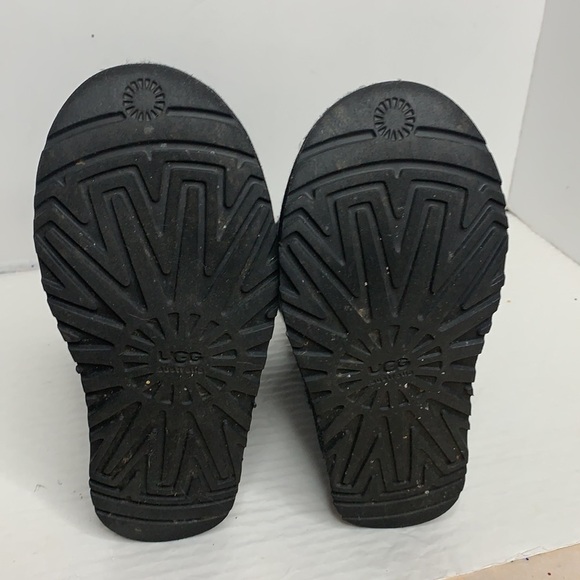 UGG Women's Lattice Cardy knit boots - Picture 8 of 8